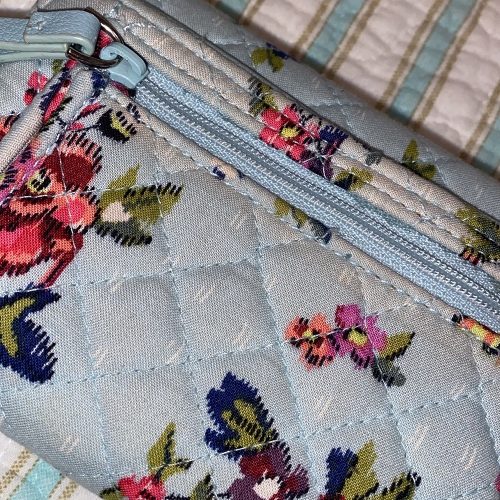 Vera Bradley RFID Riley Compact Wallet - Picture 9 of 10
